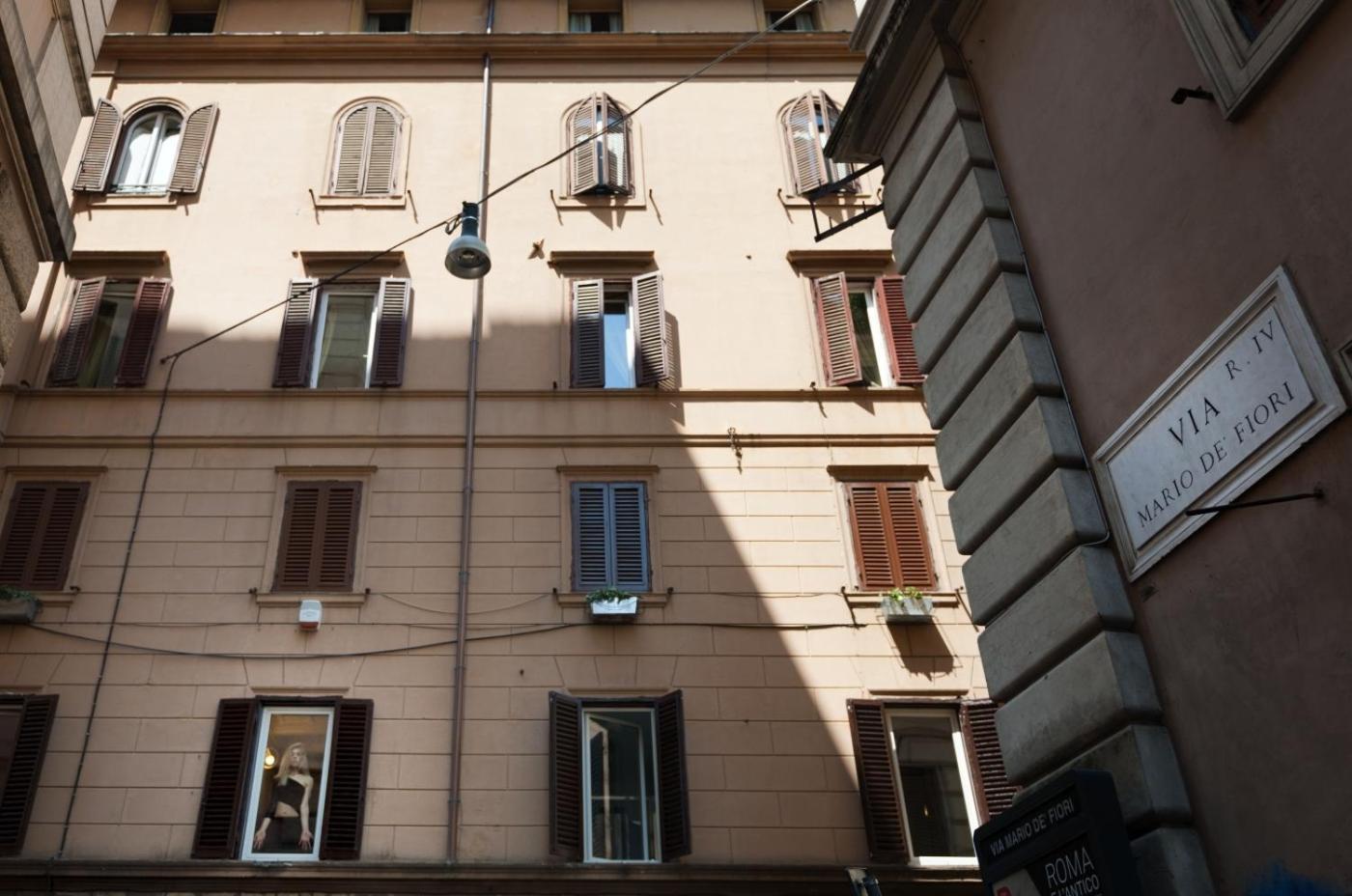 Irooms - Spanish Steps — Photos 1